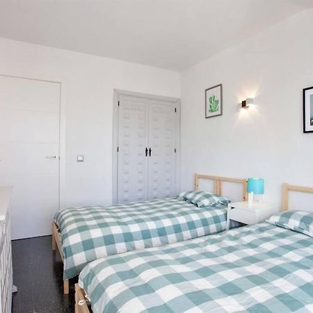 Puertosol 33 - 2 Bed Apartment, Beach Puerto Marina Benalmádena Kültér fotó