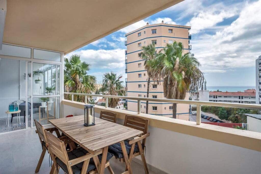 Puertosol 33 - 2 Bed Apartment, Beach Puerto Marina Benalmádena Kültér fotó